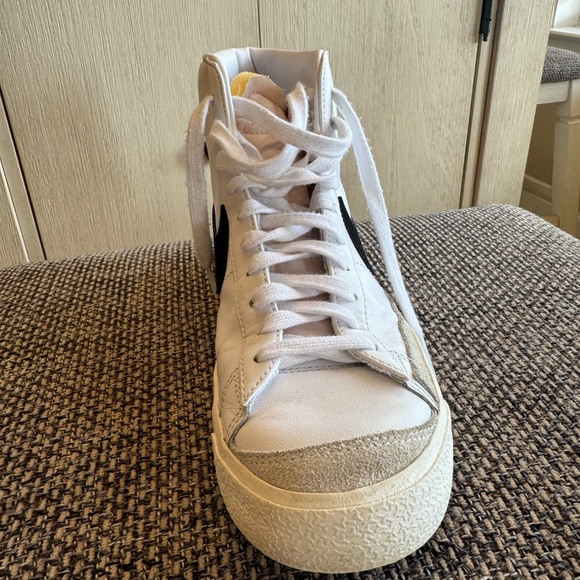 Nike Womens Blazer Mid 77 - Picture 7 of 10